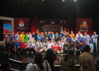 Debat Perdana Kharisma, Segmen Keempat Bahas Strategi Layanan Digitalisasi, UMKM Sokoguru Perekonomian Tarakan