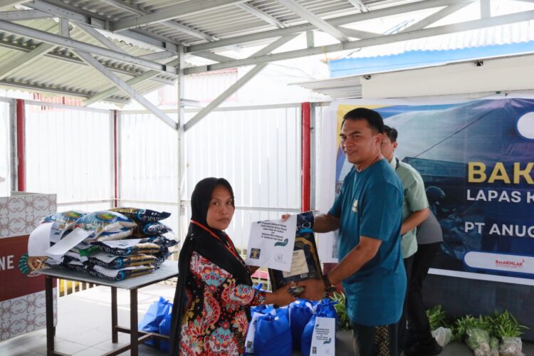 Lapas Tarakan Kembali Bagikan Bansos Bagi Keluarga WBP, Wujud Realisasi Program Akselerasi Menimipas
