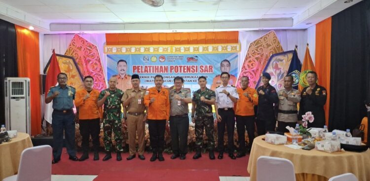 Libatkan dan Latih Potensi SAR, Basarnas Tarakan Gelar Pelatihan Teknik Pertolongan Permukaan Air