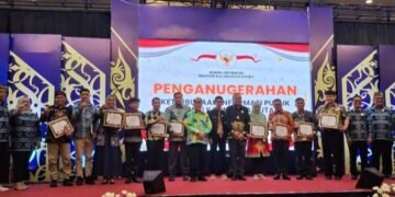 DKISP dan Dinkes Tarakan Masuk Lima Besar, Momen KI Gelar Malam Penganugerahan Keterbukaan Informasi Publik Kaltara