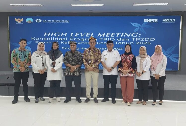 Wakil Wali Kota Tarakan Hadiri Rapat Konsolidasi TPID dan TP2DD di Kantor Gubernur Kaltara