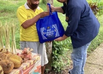 PWI Tarakan Gelar PWI Peduli 2025, Bagikan Puluhan Paket Sembako untuk Warga Kurang Mampu