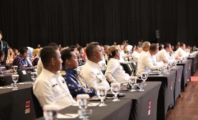 Wali Kota Tarakan Hadiri Penutupan Munas VII APEKSI 2025 di Surabaya