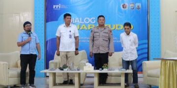 Dialog Publik RRI Kolaborasi PWI Tarakan: Kehidupan Pers dan Media Sosial, Bijak dan Bertanggung Jawab Jaga Kepercayaan Publik