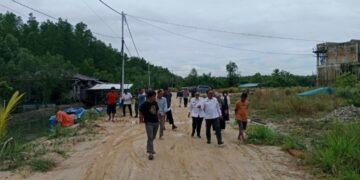 Viral Perkelahian saat Kunjungan DPRD, Lurah Karang Anyar Pantai Beber Kronologi Sengketa Akses Jalan di Gang Rukun