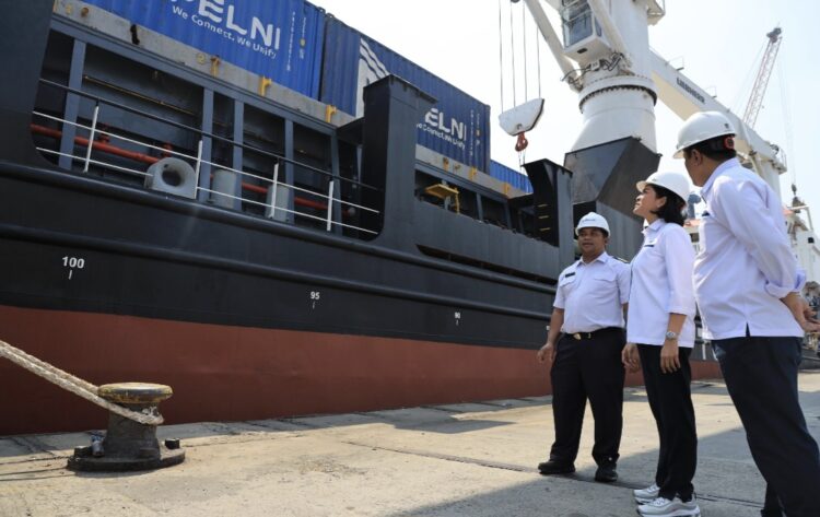Turunkan Harga Hingga 48 persen, Kapal Logistik PELNI Jaga Stabilitas Sembako di Wilayah 3TP