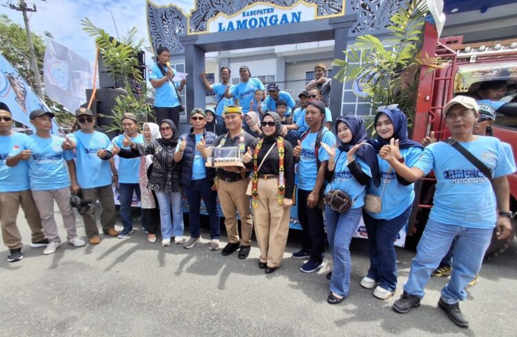 Persaudaraan Sedulur Lamongan Ikut Meriahkan Parade Budaya Iraw Tarakan, Gerbang Simbol Pintu Masuk Semua Entitas