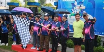 Wali Kota Tarakan Lepas Peserta UT Tarakan Fun Run 2K25, 750 Peserta Ikut Ramaikan