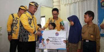 Puluhan Siswa SD SMP Terima Bantuan Peralatan Sekolah, Wali Kota Tarakan Harapkan Terus Berprestasi