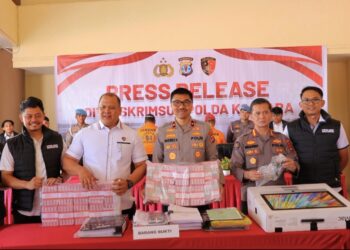 Sebut Kerugian Negara Tembus Rp208 Miliar Kasus Korupsi Kredit Fiktif Bank Kaltimtara, Enam Tersangka Diamankan