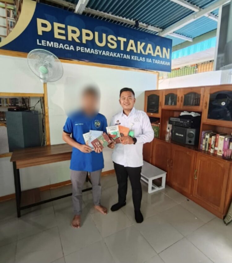 Tingkatkan Minat Baca Warga Binaan, Lapas Tarakan Terima Bantuan Buku dari Perpusnas RI