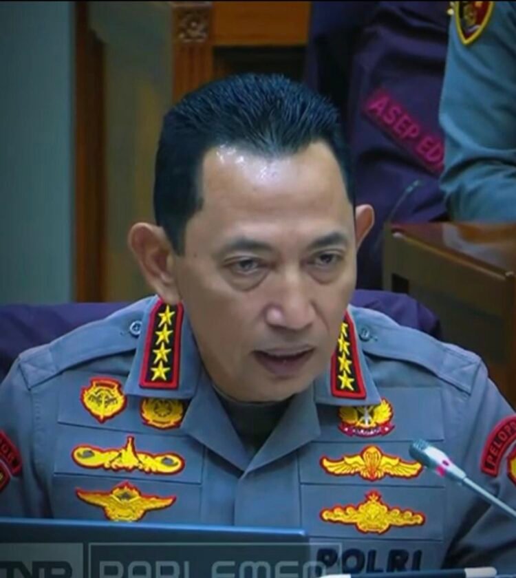 Kapolri Tegaskan Polri Harus Tetap Berdiri Langsung di Bawah Presiden