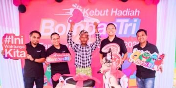 Vespa Diantar Langsung ke Kampung Nelayan! Pelanggan Tri di Tarakan Tak Sangka Jadi Pemenang Grand Prize