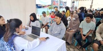 Antrean Mengular di Sebengkok, Periode Pertama Penukaran Uang Baru Resmi Berakhir Hari Ini