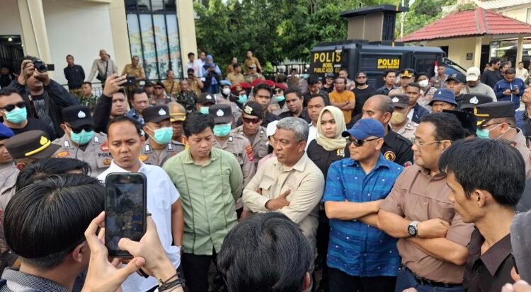 Ketua DPRD Tarakan Apresiasi Aksi Aliansi GAMPAR Berlangsung Damai