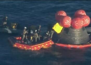 Kapsul Orion Mendarat di Lepas Pantai San Diego, Astronaut NASA Selesaikan Misi 10 Hari di Luar Angkasa