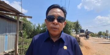 Betonisasi Jembatan di RT 10 Binalatung Ditunda, DPRD Pastikan Pembangunan Lanjutan  Jalan Lingkungan Tetap Berjalan
