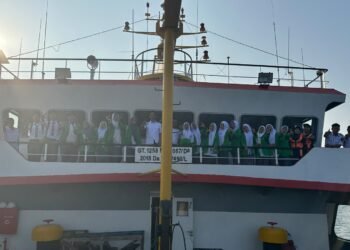 On Boarf Education, Siswa MA As’Adiyah Sebatik Kenali Alat Keselamatan dan Navigasi di KM Sabuk Nusantara 97