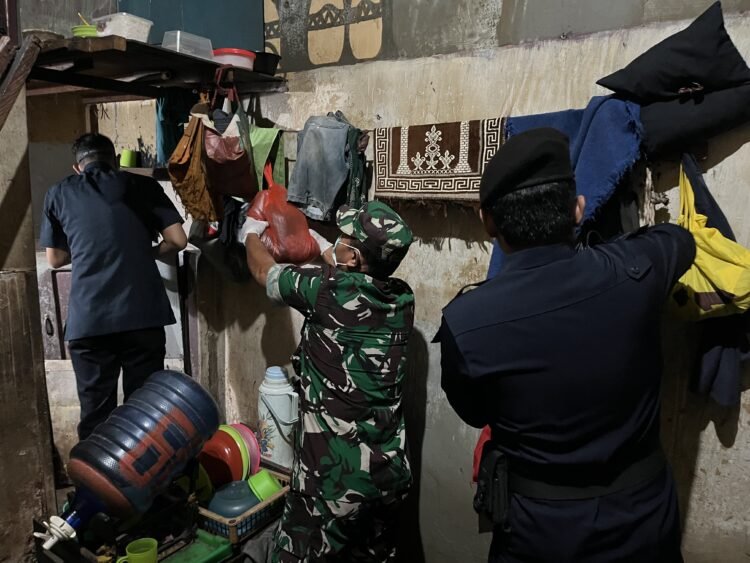 Cegah Gangguan Keamanan dan Ketertiban, Lapas Tarakan Gandeng TNI/POLRI Laksanakan Razia Gabungan