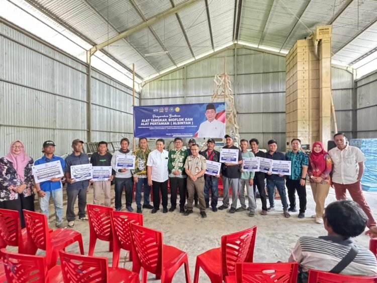 Dukung Usaha Perikanan di Bulungan, Hasan Saleh Salurkan Bioflok hingga Alat Tangkap untuk Lima Kelompok